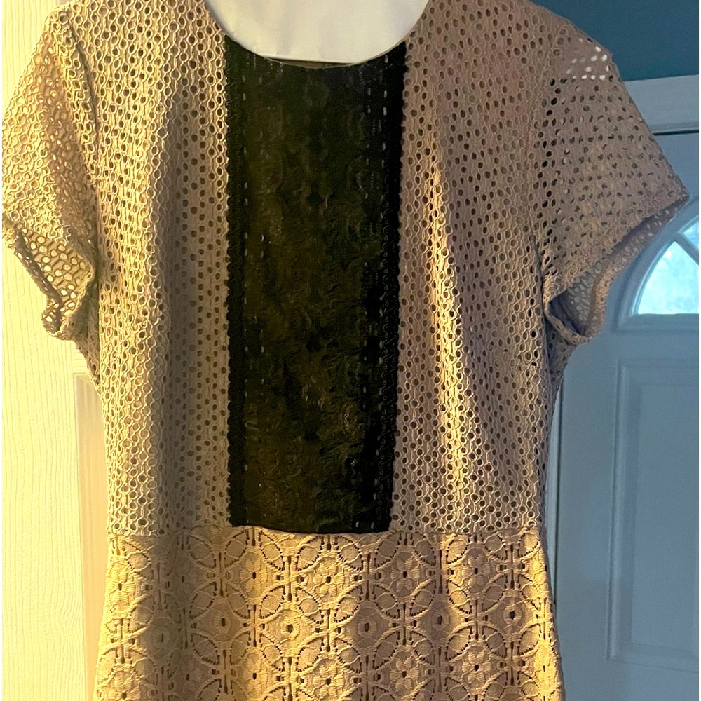 Cute everyday dress, below the knee, casual